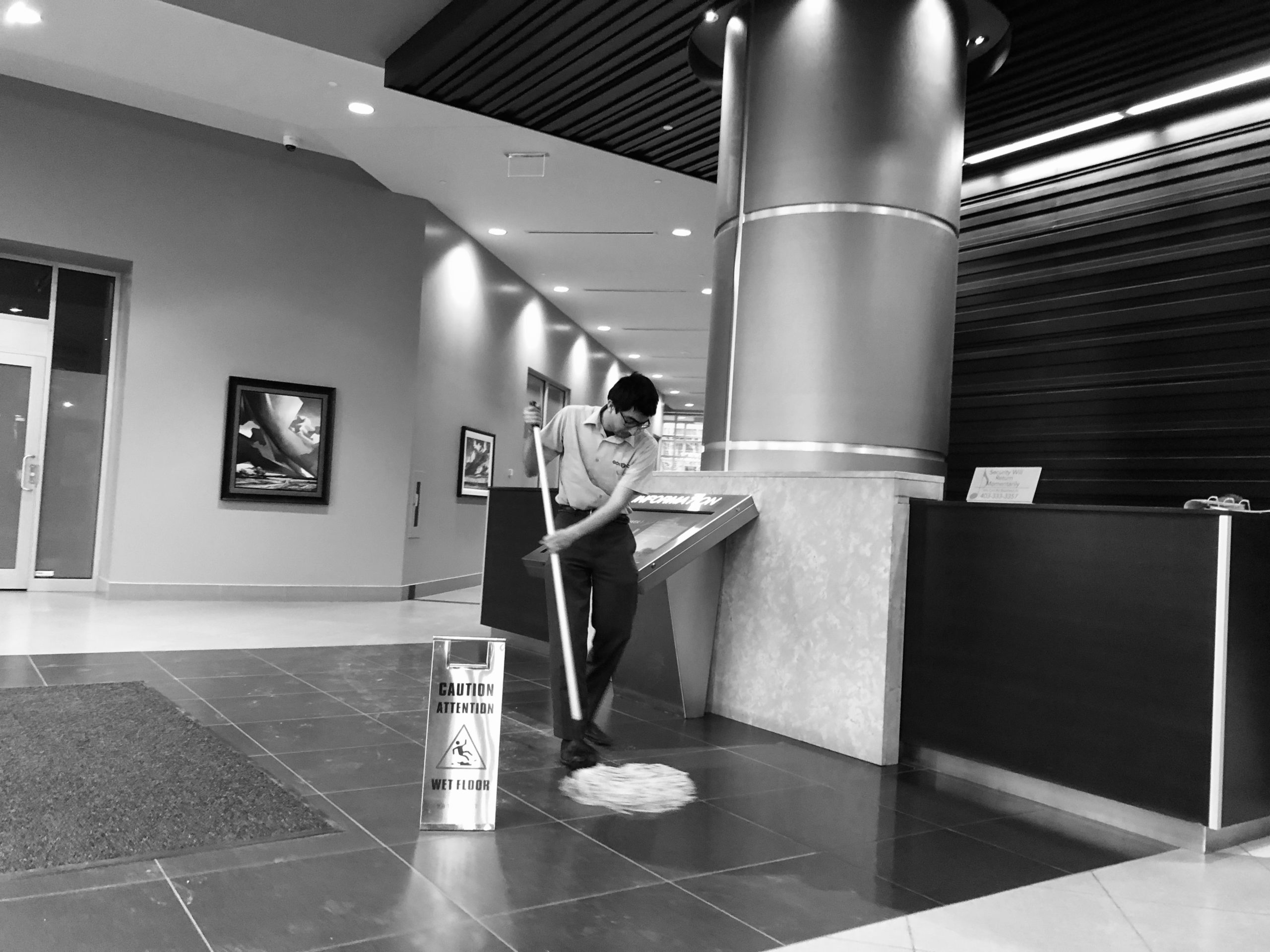 commercial cleaning & sanitizing Kent