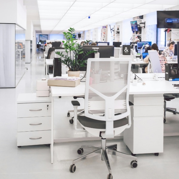 Your workspace will never be dirty with our office cleaning