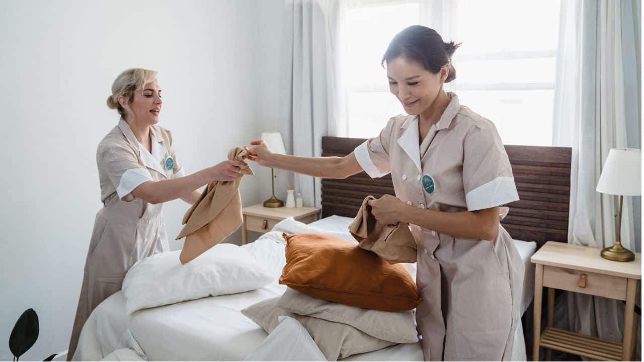 reasons hire recurring maid service