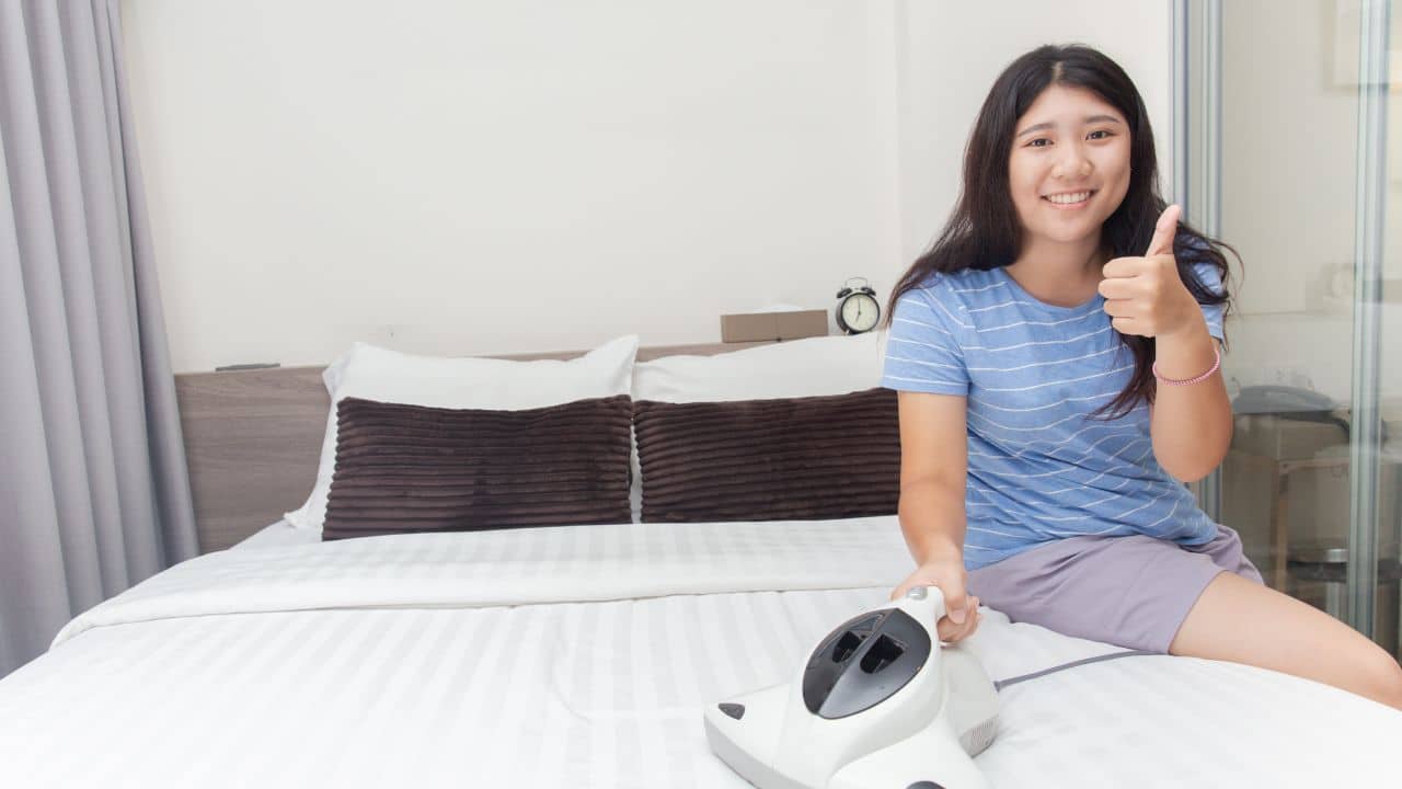 Simple trick to eliminate dust in your house by washing bedding weekly