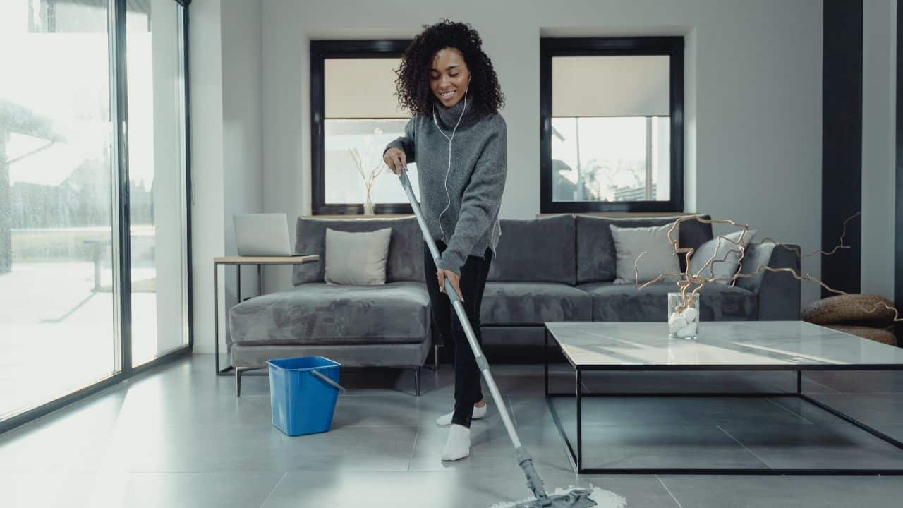 Holiday Cleaning Service