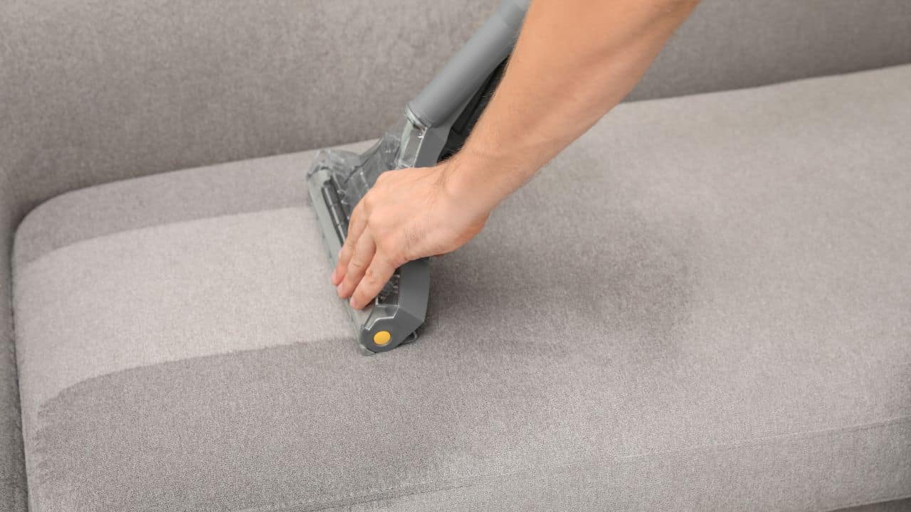 Sofa clening service